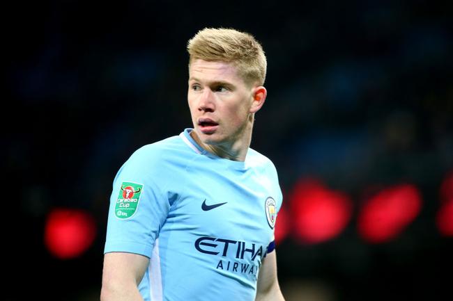 法比奥庆祝足协杯夺冠：我们是冠军，这座城市值得拥有这一刻（法比奥欢庆足协杯封王：我们是冠军，这座城市配得上这一刻）