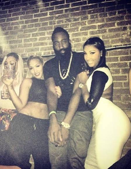 德布劳内传球撕裂防守（德布劳内妙传撕破防线）