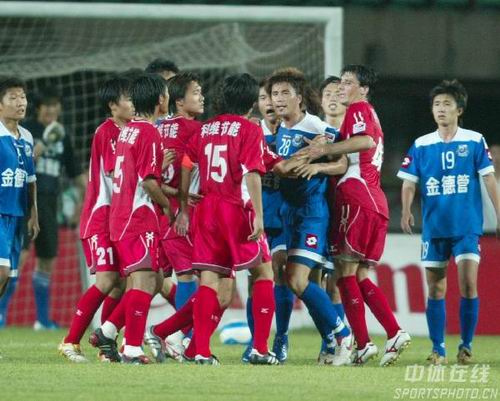 适应半局后全程压制！孙颖莎横扫米特兰姆！国乒5-1领先德国！（短暂磨合后全面掌控，孙颖莎横扫米特兰姆，国乒5比1领先德国）