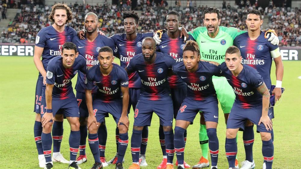 尴尬了！黄蜂关键时刻dnp鲍尔后打出26-8并赢下比赛（黄蜂关键时刻雪藏鲍尔，轰出26-8高潮并赢下比赛）