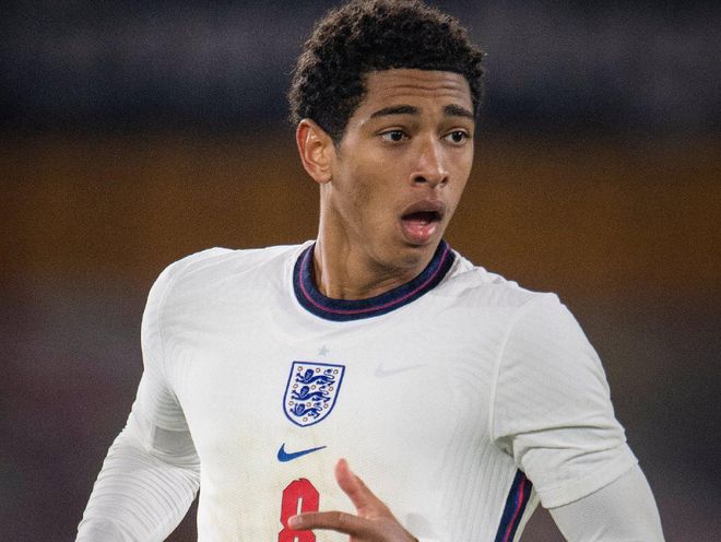 若日尼奥代表弗拉门戈赢下南美解放者杯，生涯再添重要冠军（若日尼奥随弗拉门戈夺解放者杯，职业生涯再添重磅荣誉）