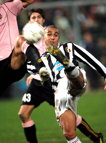 门兴0-0莱比锡，奥诺拉破门被吹，劳姆中框，门兴全场0射正（门兴0-0莱比锡：奥诺拉进球无效，劳姆中框，门兴整场零射正）