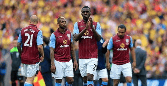 疯狂的足球：米兰门神迈尼昂的盘带合集（足坛狂潮：AC米兰门将迈尼昂盘带集锦）