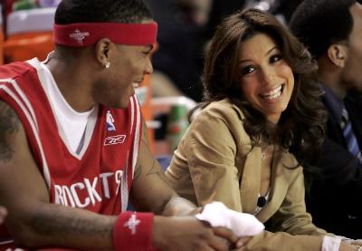 葡媒批评C罗：C罗应该为他的行为道歉，并对此感到羞愧（葡媒指责C罗：应为失当行为道歉并深感羞愧）