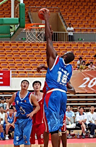 懂球译站 ｜ 英超想卫冕，为何这么难？（懂球译站 ｜ 英超卫冕路，为何如此艰难？）