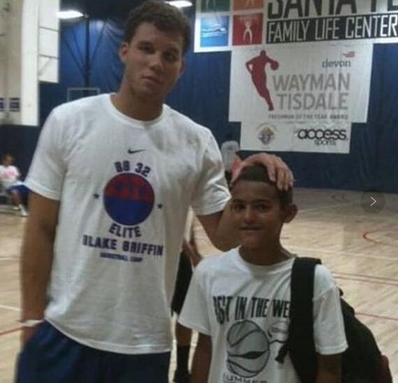 周定洋赛后采访中谈到续约时声音哽咽：我将球队视作我的生命（周定洋赛后谈续约时哽咽：我把球队当作生命）