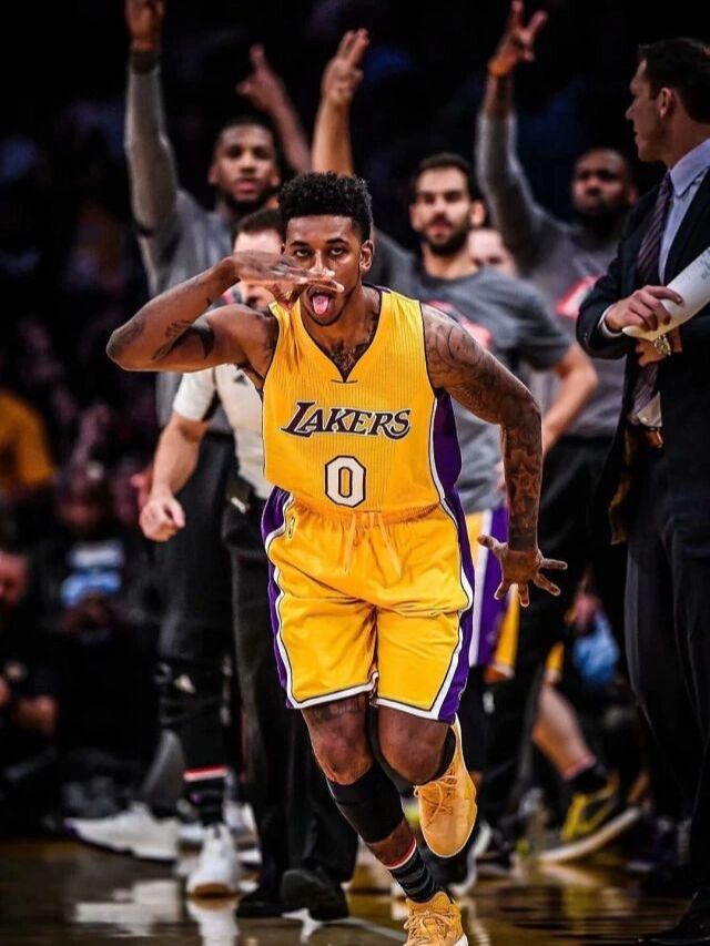 蹇韬谈战平首尔：我们很好地完成了教练部署，没拿3分很可惜（蹇韬谈战平首尔：战术执行到位，未能拿下三分略遗憾）