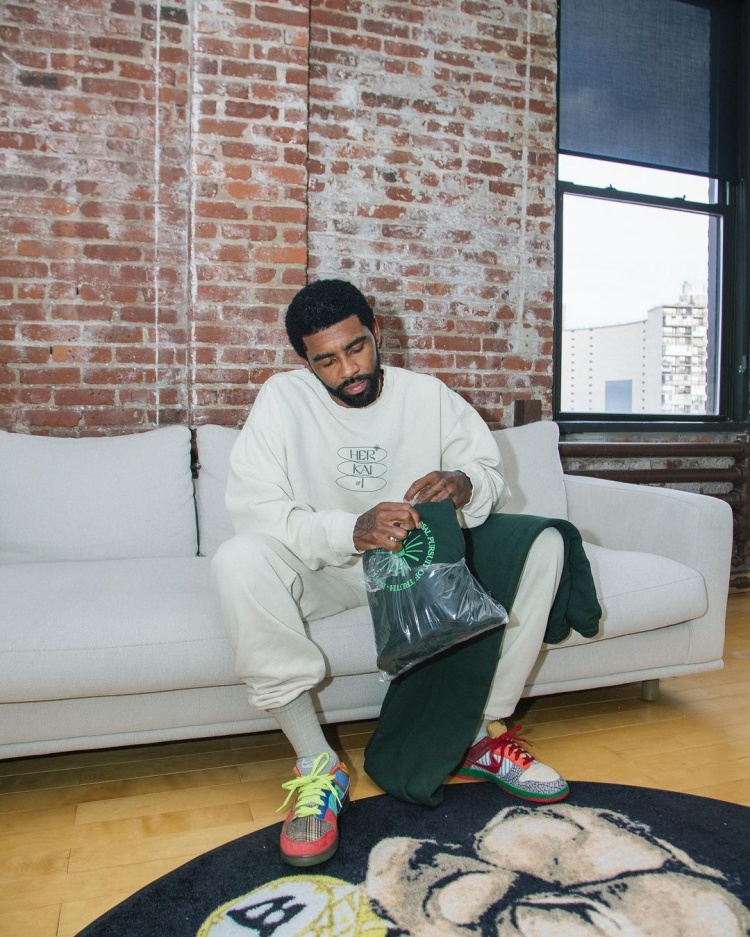 快船队的历史回顾：荣誉与争议并存（快船队史回眸：荣耀与争议相伴）