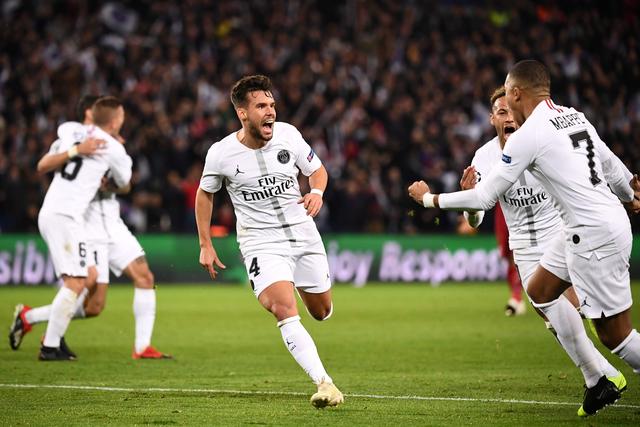 半场战报：萨索洛1-1比萨，马蒂奇建功，恩佐拉点射（半场快讯：萨索洛1-1比萨，马蒂奇破门，恩佐拉点射）